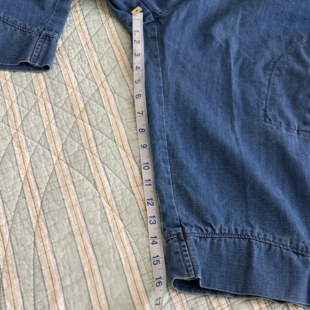 Woolrich Blue Denim Cargo Capris women’s size 14 - Picture 5 of 8